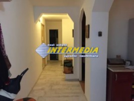 4-camere-decomandat-in-cetate-finisat-modern-1